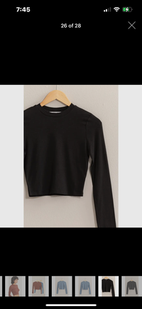 Cropped long sleeve top