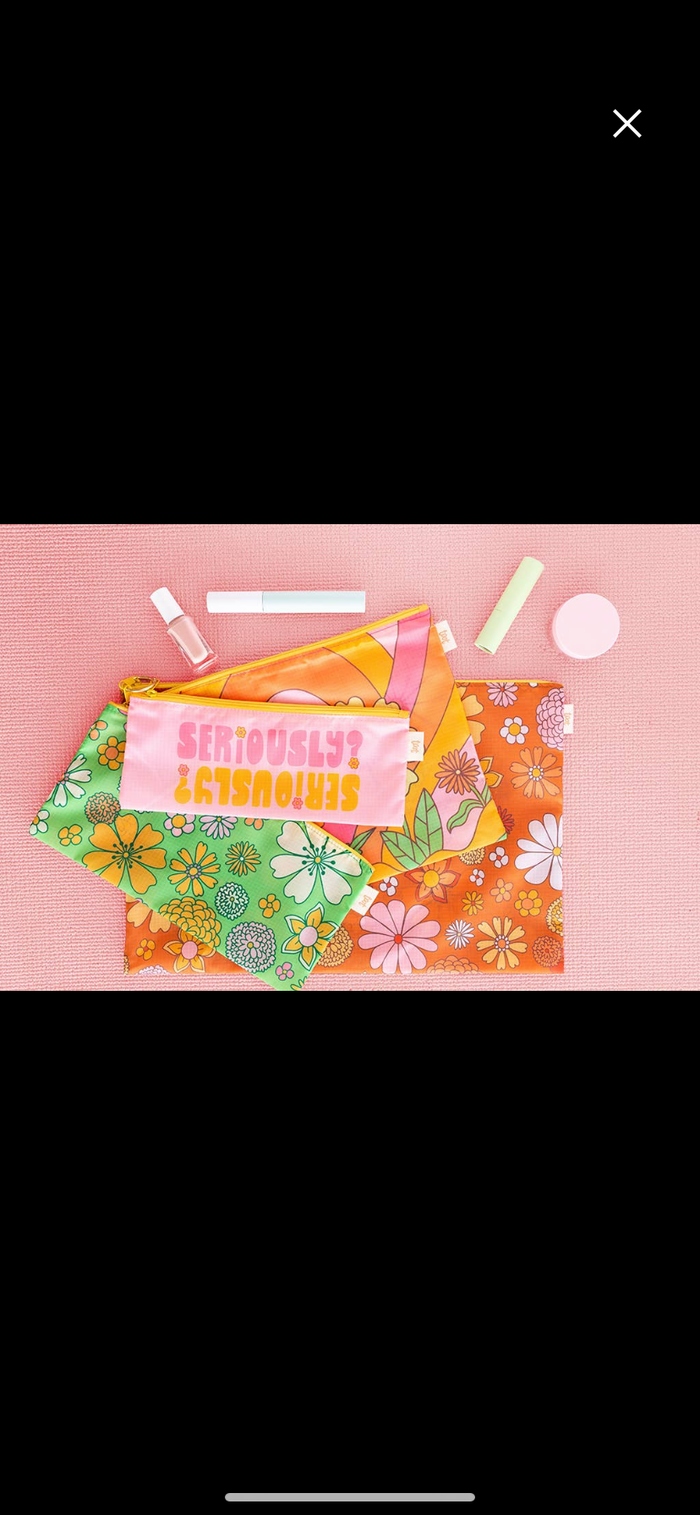 Groovy pouch set
